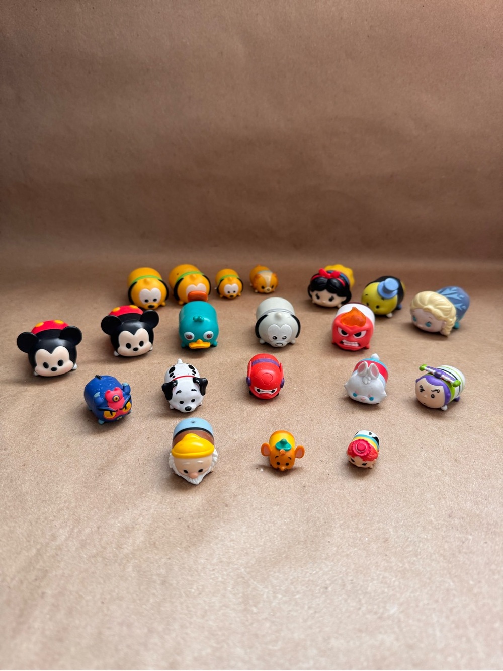 Lot of 20 Disney Tsum Tsums